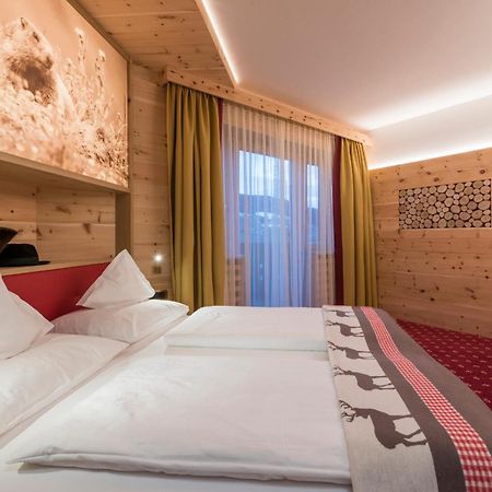 Hotel Schoenblick Maranza Bilik gambar
